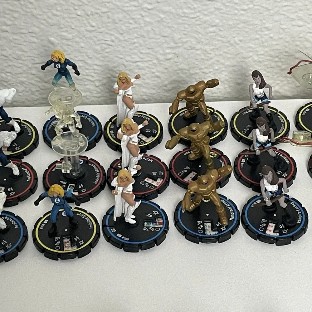 HeroClix Clobberin‎ Time Lot 76 Figures Marvel Miniatures Game Pieces